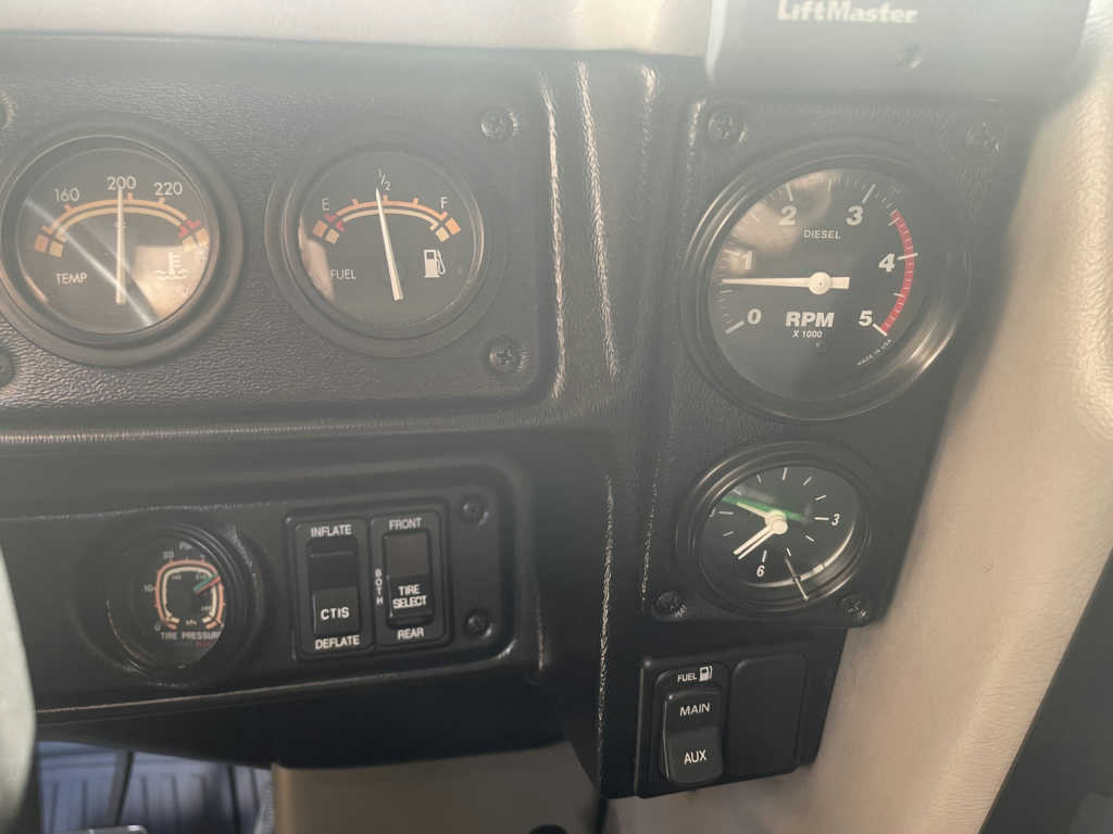 Used 1999 HUMMER H1 4-Door Wagon AWD/4WD image 5