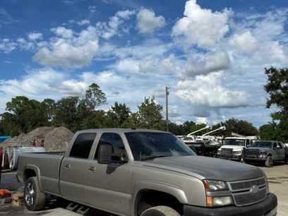 Used 2005 Chevrolet Silverado 2500 LT w/ Heavy-Duty Power Package