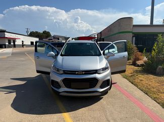 Used 2020 Chevrolet Trax LT w/ LT Convenience Package FWD video 1