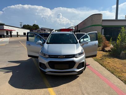 Used 2020 Chevrolet Trax LT w/ LT Convenience Package