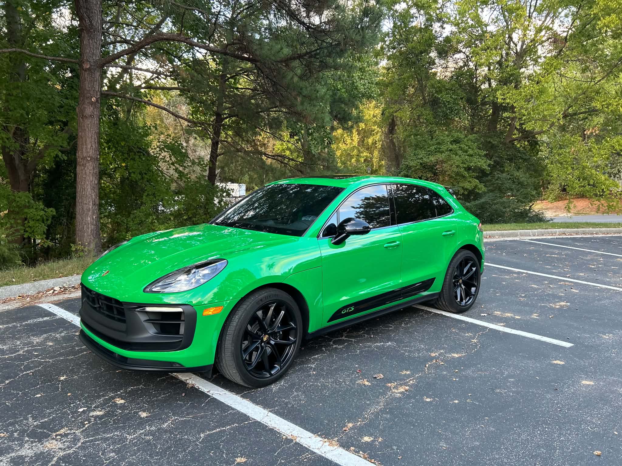 Used 2024 Porsche Macan GTS AWD/4WD image 9