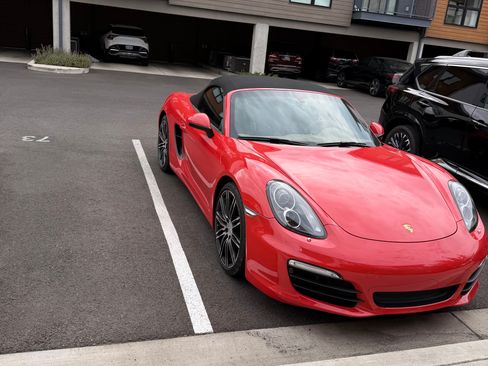 Used 2015 Porsche Boxster RWD image 2