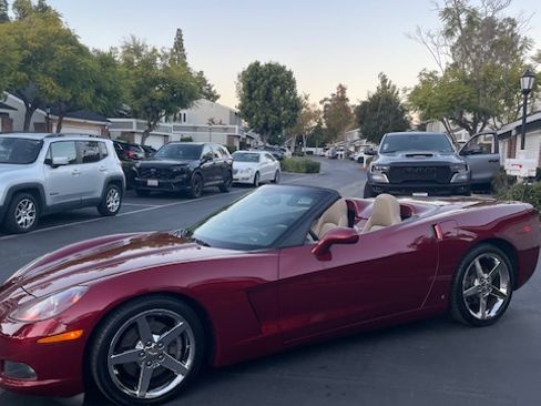 Used 2006 Chevrolet Corvette Convertible w/ Preferred Equipment Group RWD image 6