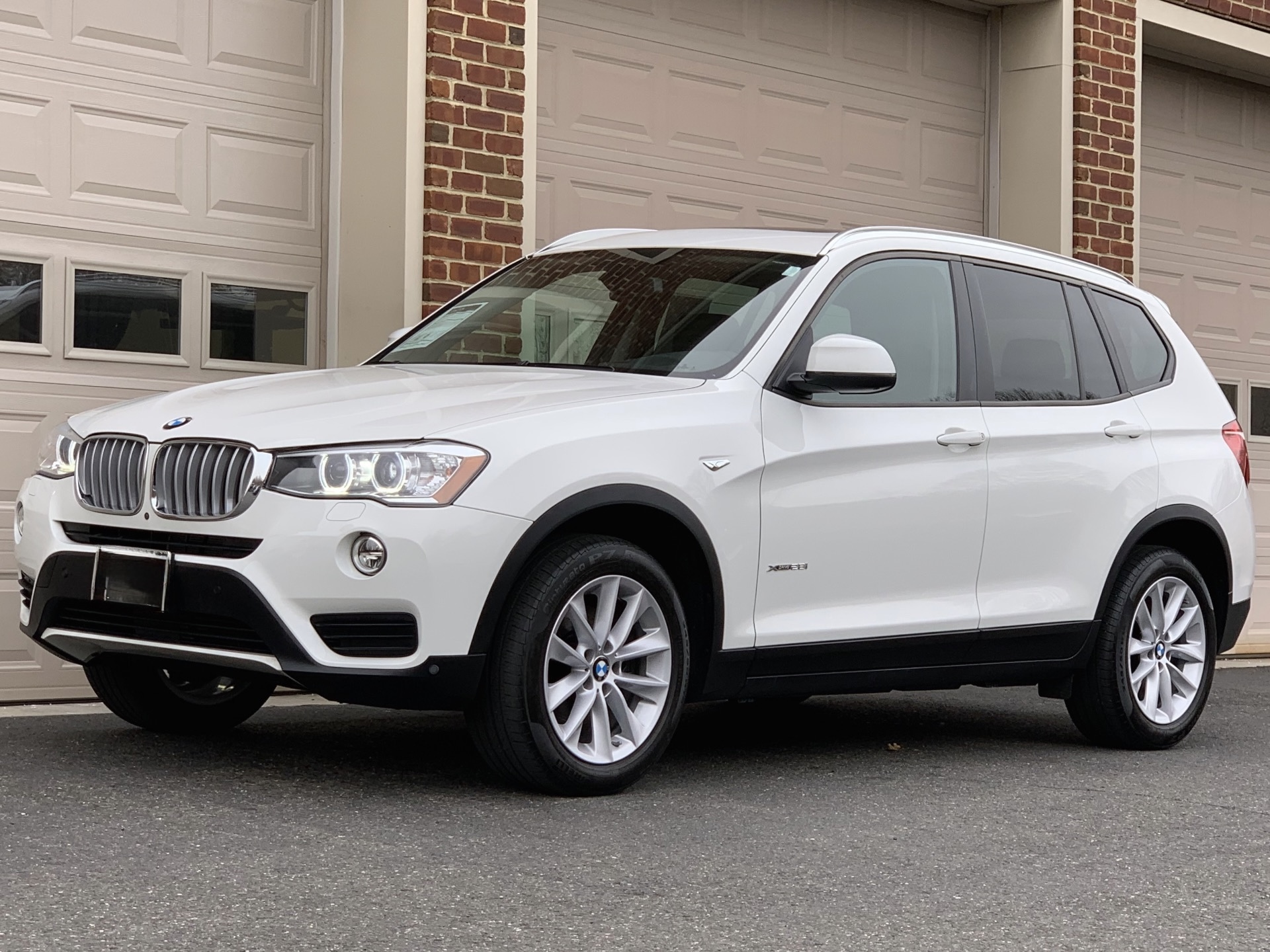 Used 2017 BMW X3 sDrive28i RWD image 12