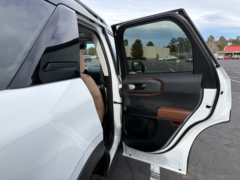 Used 2021 Ford Bronco Sport Badlands image 17