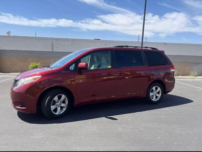 Used 2013 Toyota Sienna LE