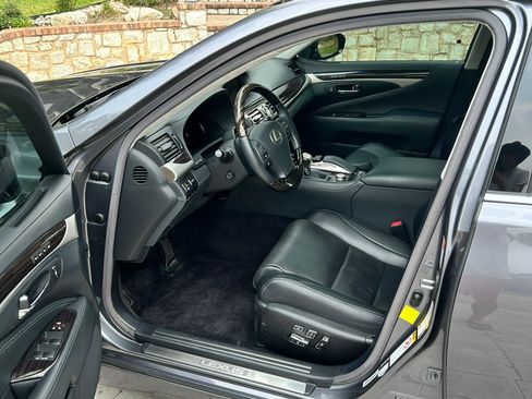 Used 2016 Lexus LS 460 L RWD image 14