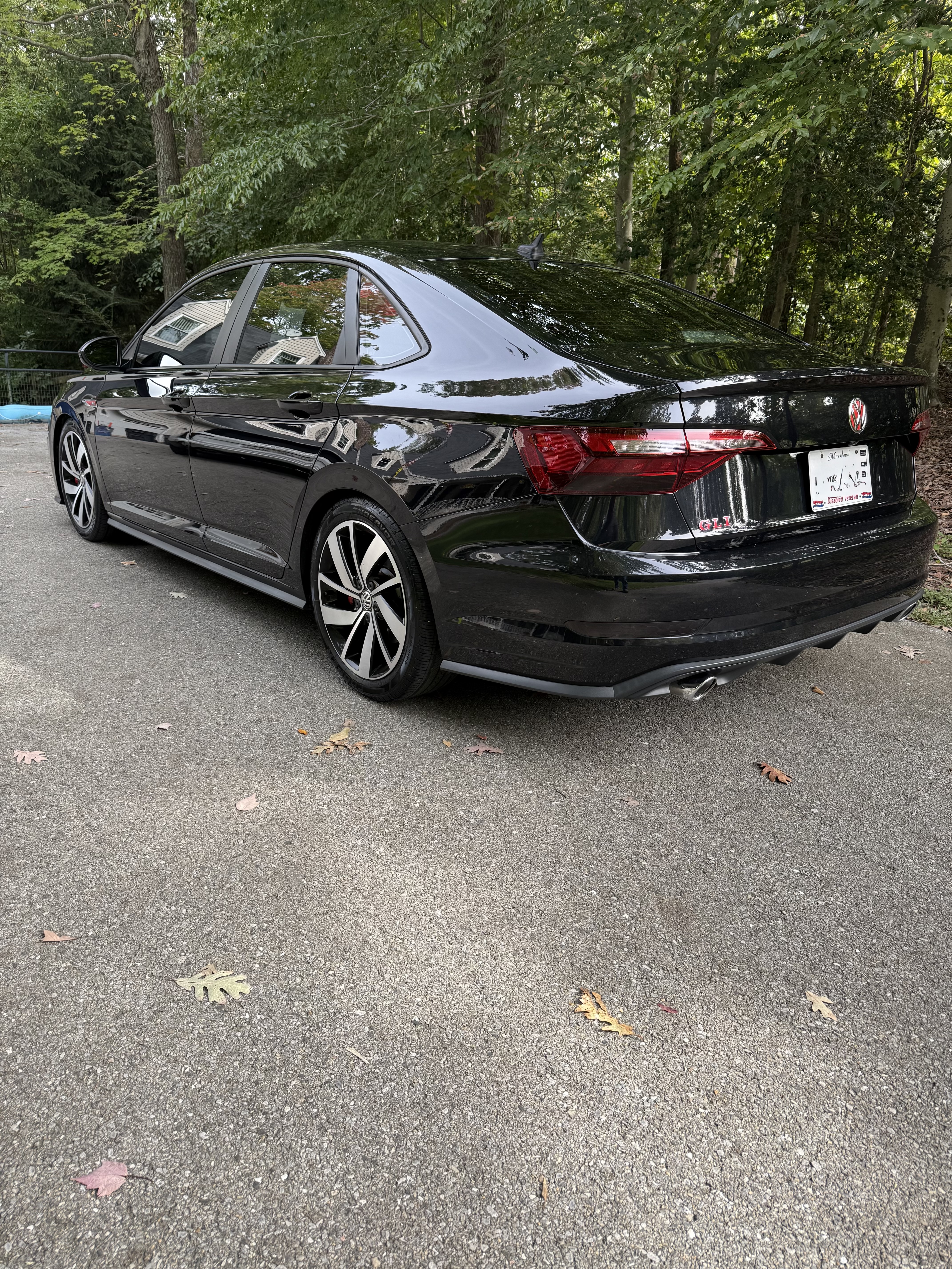 Used 2019 Volkswagen Jetta GLI Autobahn FWD image 2