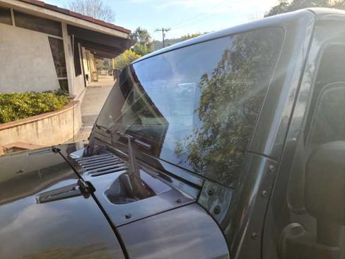 Used 2008 Jeep Wrangler Unlimited Sahara w/ Dual Top Group image 14