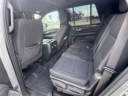 Used 2022 GMC Yukon SLE RWD image 7