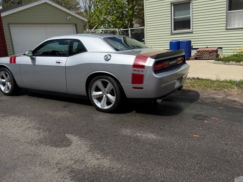 Used 2010 Dodge Challenger SRT8 w/ SRT Option Group II RWD image 2