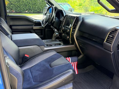 Used 2019 Ford F150 Raptor w/ Equipment Group 802A Luxury AWD/4WD image 12