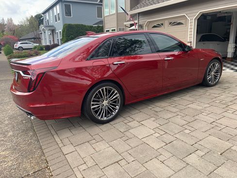 Used 2020 Cadillac CT6 V image 10