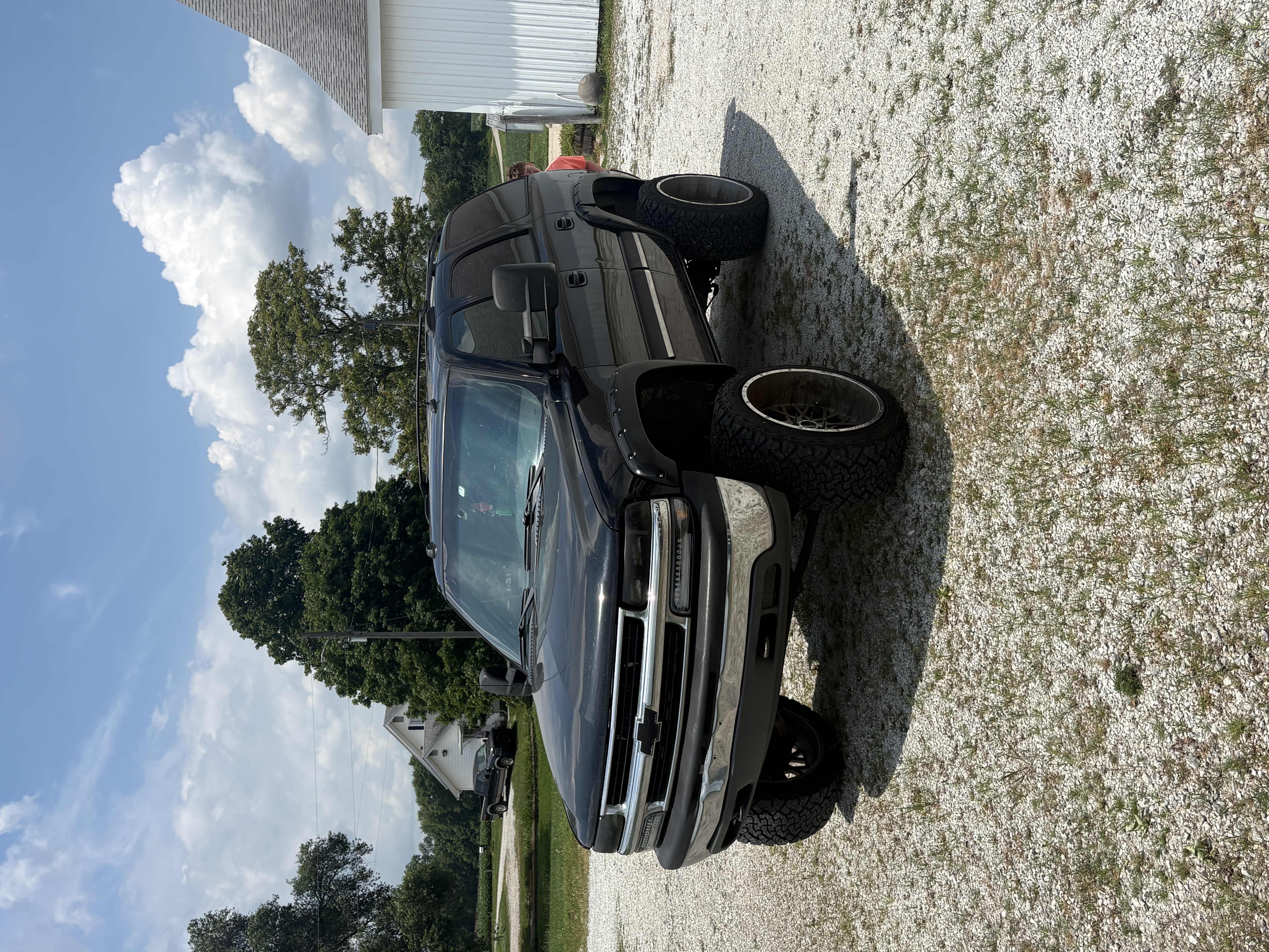 Used 2005 Chevrolet Tahoe LT w/ LT Preferred Equipment Group AWD/4WD image 1