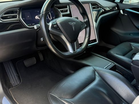 Used 2016 Tesla Model S 75 RWD image 2