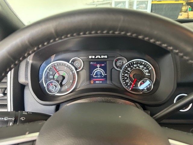 Used 2024 RAM 2500 Big Horn w/ Towing Technology Group AWD/4WD image 2