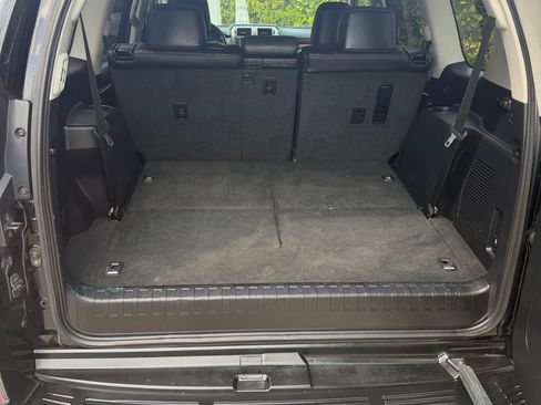 Used 2013 Lexus GX 460 AWD/4WD image 10