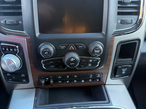 Used 2016 RAM 1500 Laramie w/ Convenience Group image 12