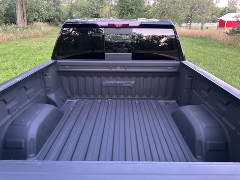 Used 2021 GMC Sierra 1500 AT4 w/ AT4 Premium Package AWD/4WD image 12