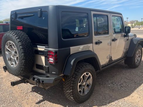 Used 2016 Jeep Wrangler Unlimited Rubicon w/ Max Tow Package image 10