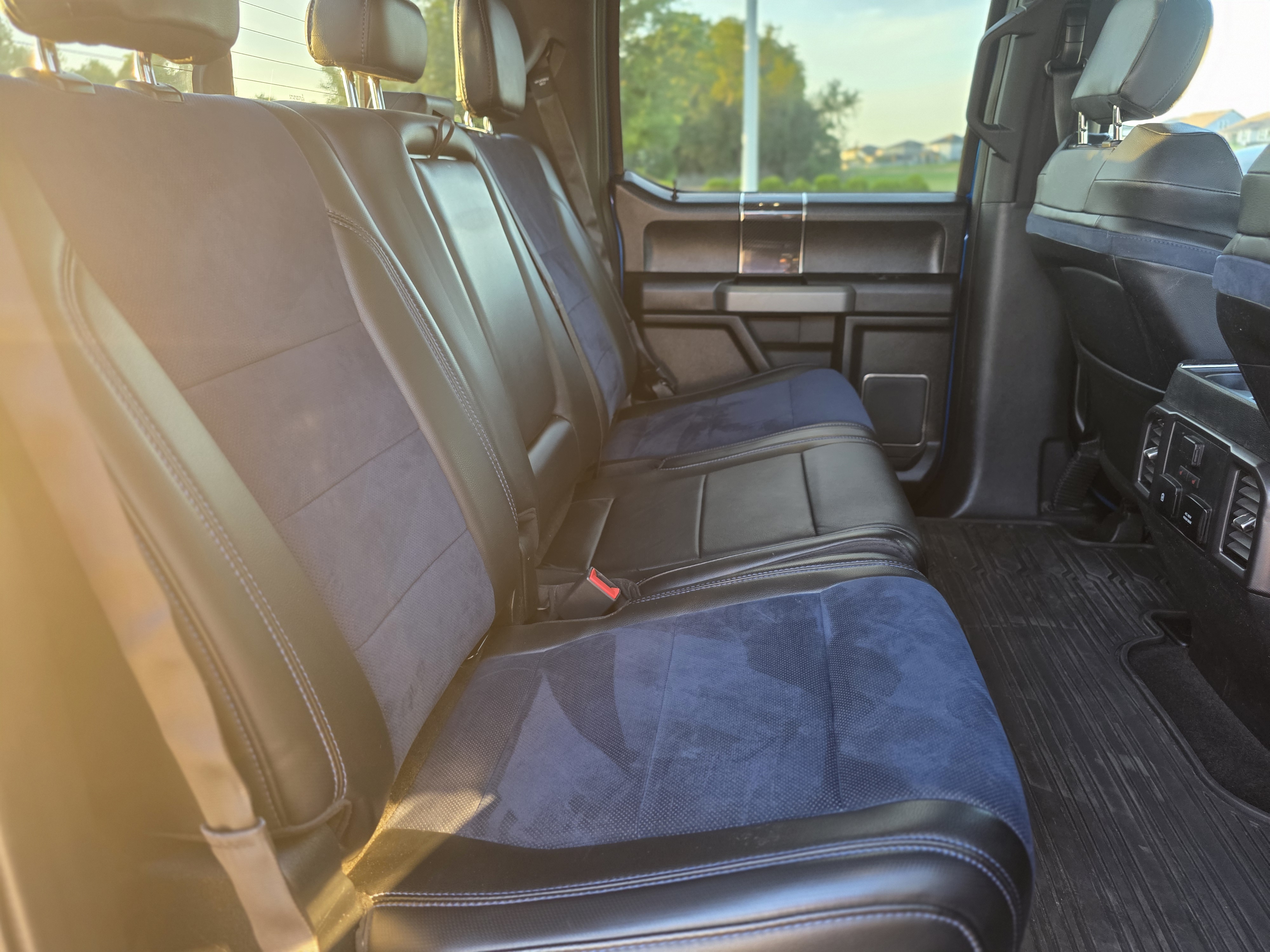 Used 2020 Ford F150 Raptor w/ Equipment Group 802A Luxury AWD/4WD image 16