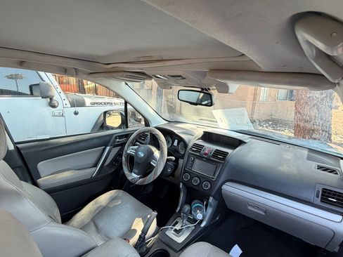 Used 2015 Subaru Forester 2.5i Limited AWD/4WD image 9