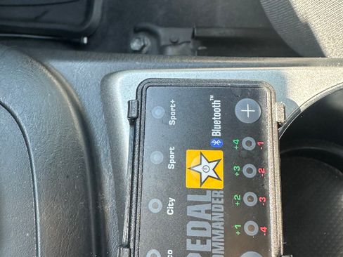 Used 2015 Toyota Tacoma 4x4 Access Cab V6 w/ SR5 Package image 4