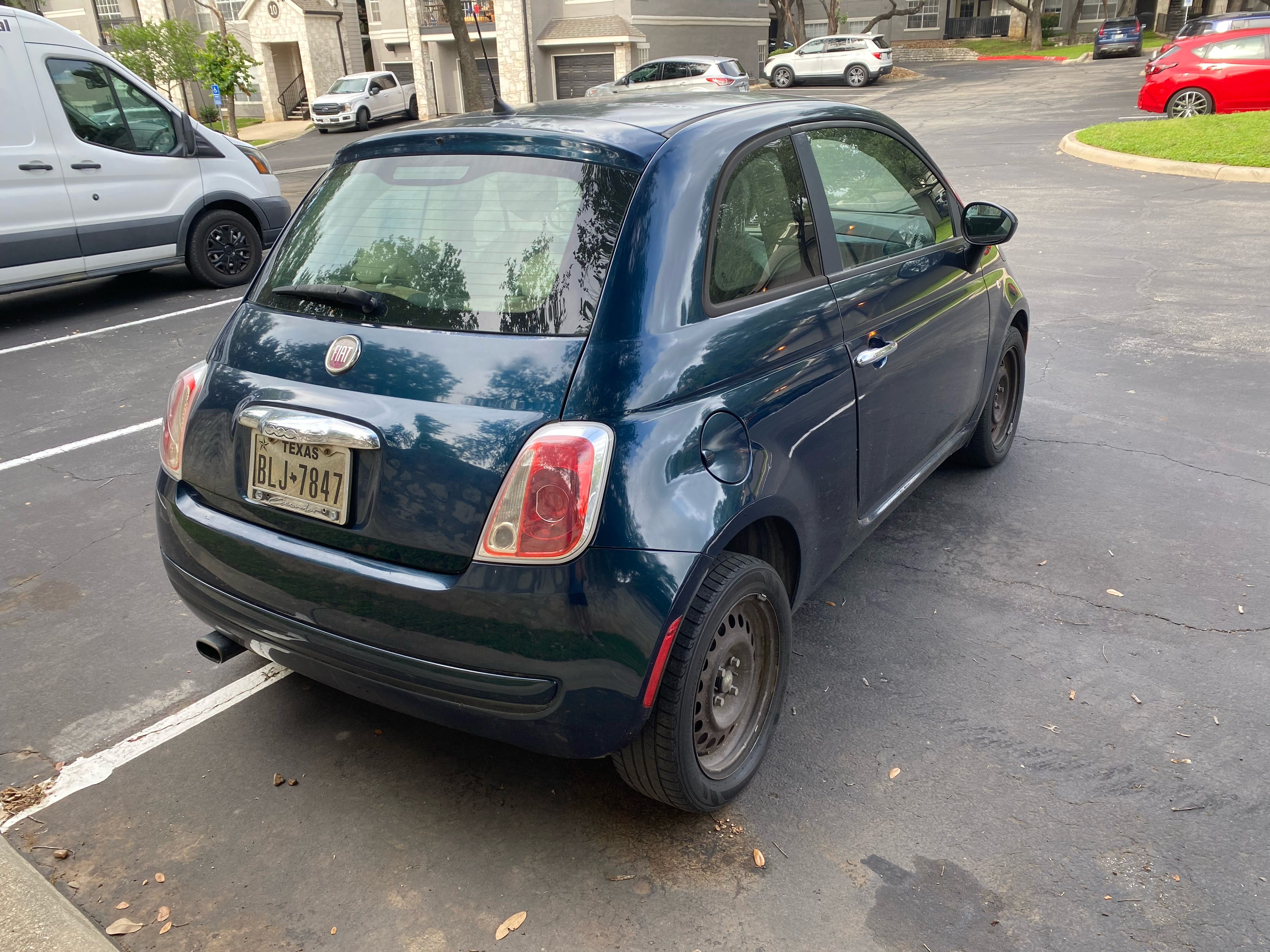 Used 2013 FIAT 500 Pop FWD image 2