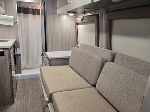 Used 2020 RAM ProMaster 3500 w/ Premium Appearance Group image 8