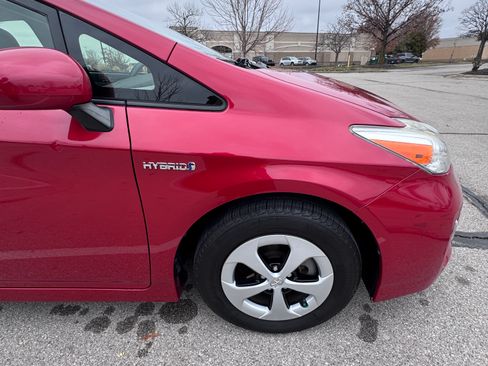 Used 2014 Toyota Prius Two image 18