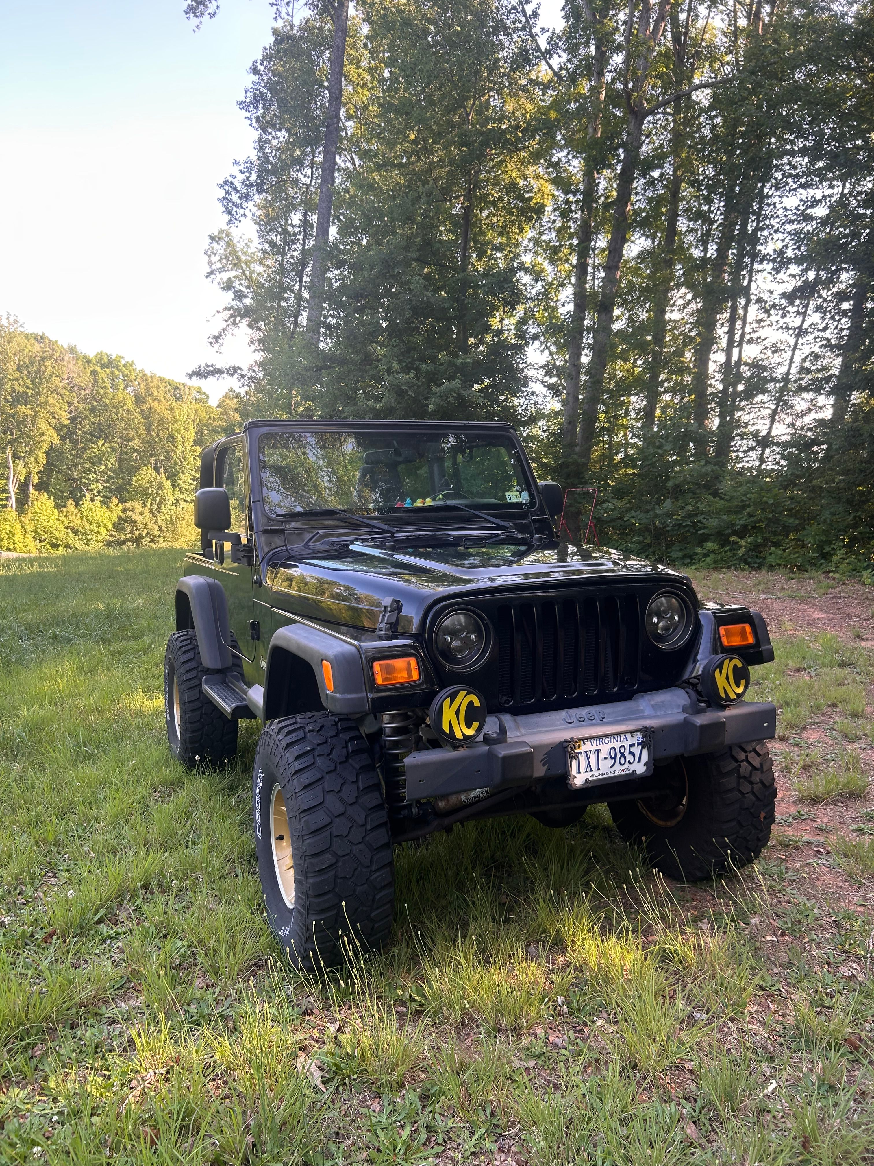 Used 2006 Jeep Wrangler Sport w/ Golden Eagle Group AWD/4WD image 4