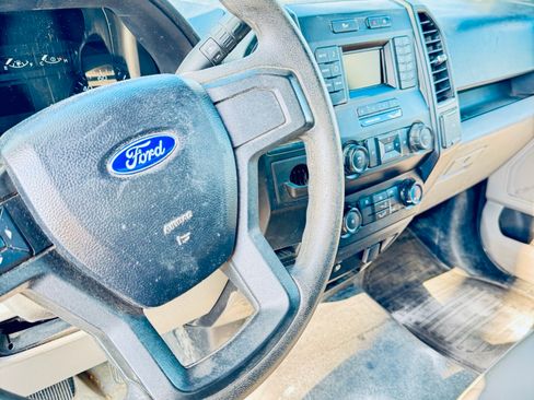 Used 2020 Ford F150 XL image 16