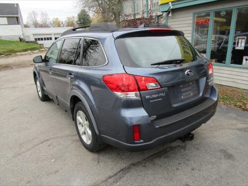 Used 2014 Subaru Outback 2.5i Limited AWD/4WD image 8