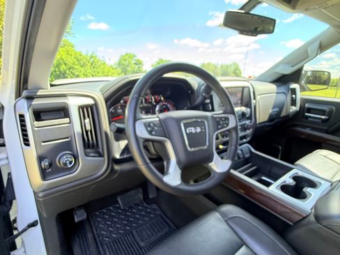 Used 2015 GMC Sierra 1500 SLT RWD image 10