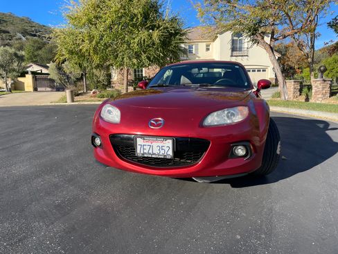 Used 2014 MAZDA MX-5 Miata Grand Touring w/ Premium Package image 4