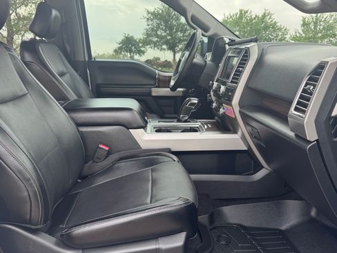 Used 2016 Ford F150 Lariat w/ Equipment Group 502A Luxury image 14