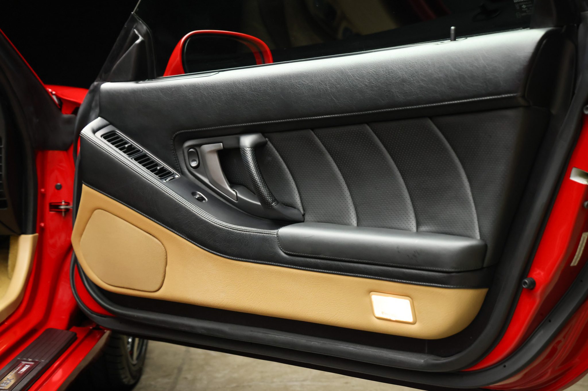 Used 2002 Acura NSX T RWD image 24