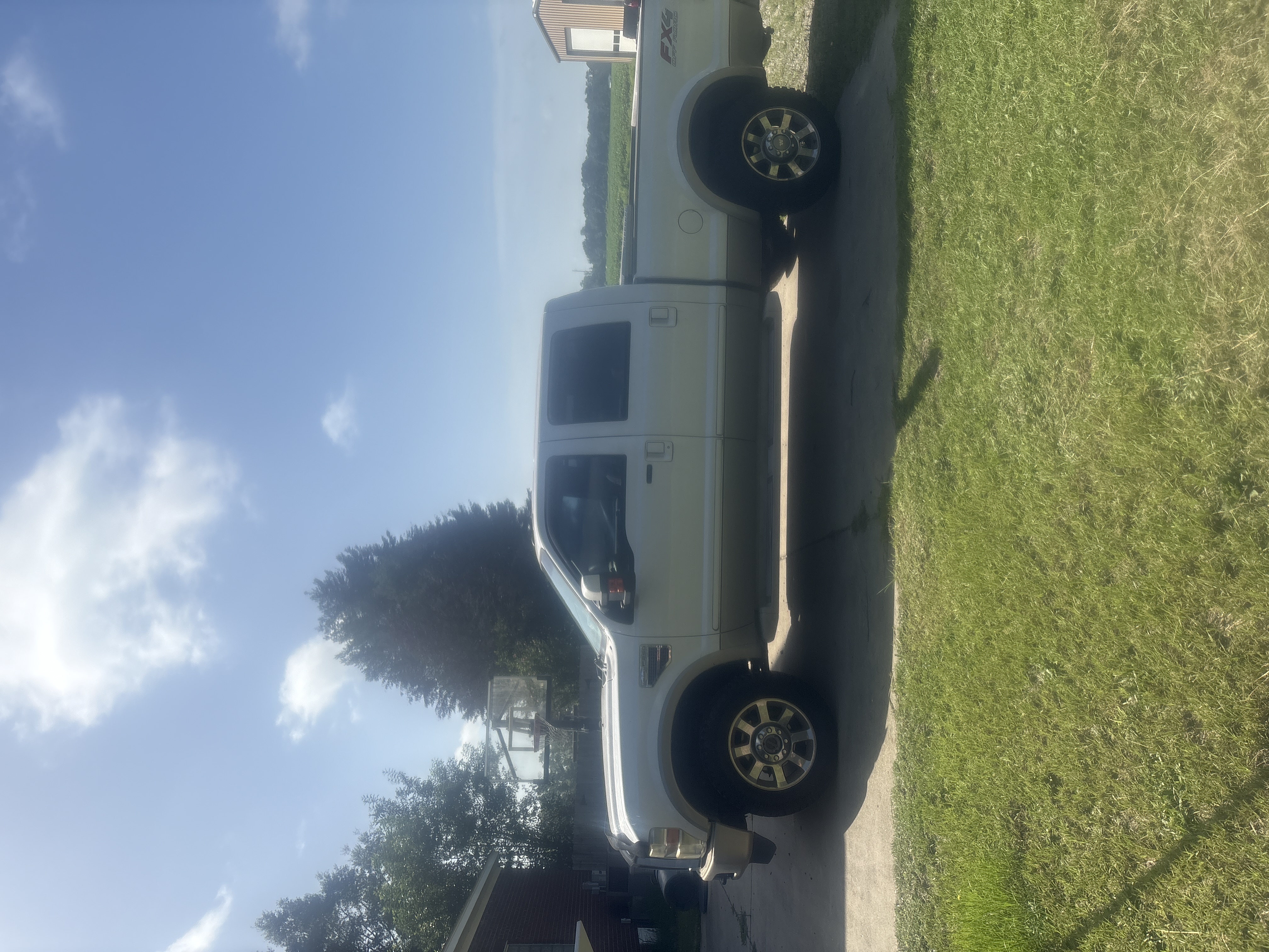 Used 2010 Ford F250 King Ranch AWD/4WD image 5