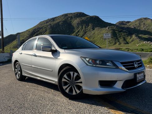 Used 2014 Honda Accord LX image 18
