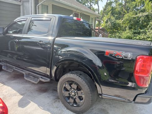 Used 2019 Ford Ranger Lariat w/ FX4 Off-Road Package AWD/4WD image 2