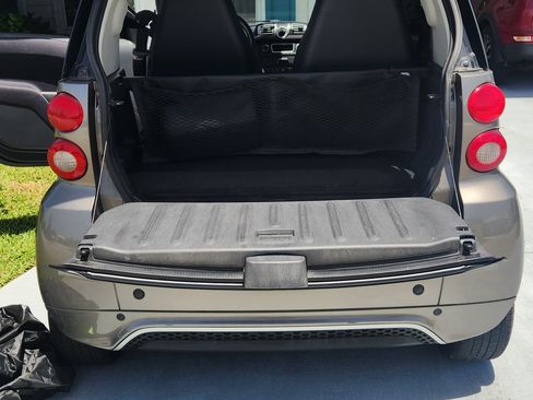 Used 2013 smart fortwo passion image 11