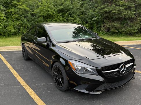 Used 2016 Mercedes-Benz CLA 250 4MATIC image 2