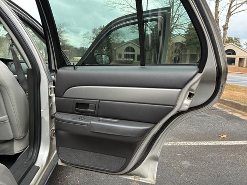 Used 2004 Mercury Marauder image 18