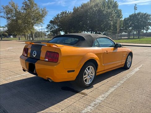 Used 2007 Ford Mustang GT Premium image 9