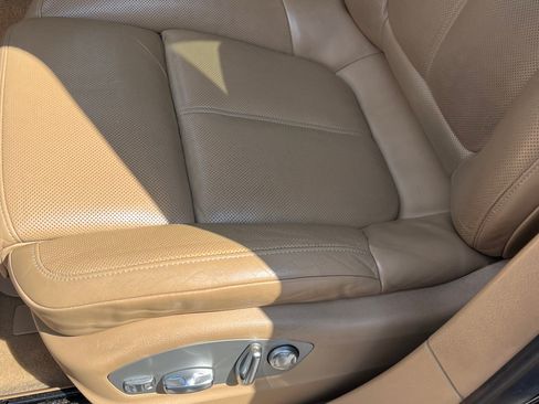 Used 2013 Porsche Cayenne image 6