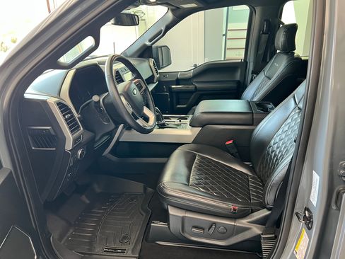 Used 2020 Ford F150 Lariat w/ Equipment Group 502A Luxury image 6