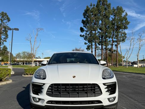 Used 2017 Porsche Macan S AWD/4WD image 2