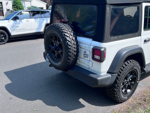 Used 2020 Jeep Wrangler Unlimited Sport AWD/4WD image 5
