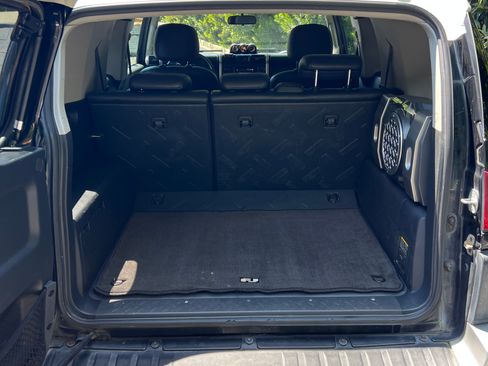 Used 2007 Toyota FJ Cruiser 4WD image 15