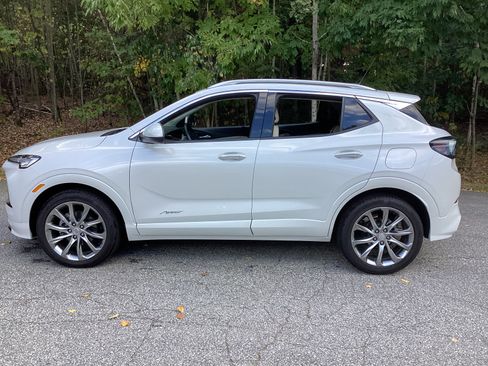 Used 2024 Buick Encore GX Avenir w/ Avenir Convenience Package image 9